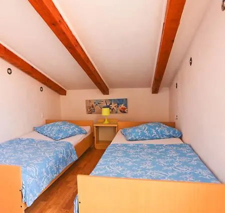 Emilijana Apartamento *